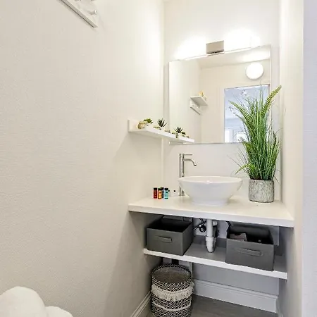 Apartment New Studio Babette At Sea For A Perfect Getaway When Seeviews And Beachlife *